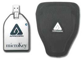 Компания Apricorn выпустила устройство для хранения данных MicroKey емкостью 4ГБ и 6ГБ